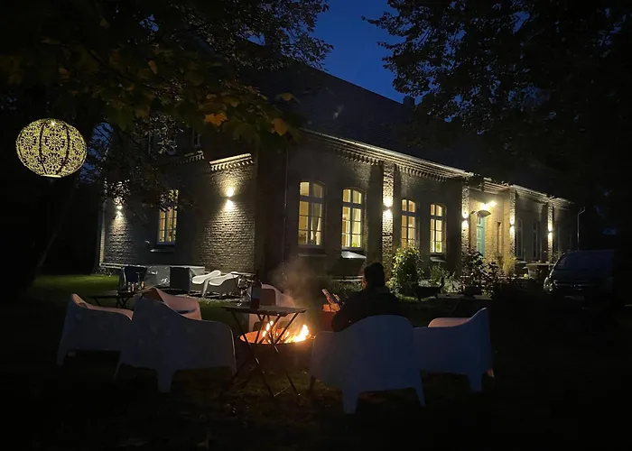 Pfarrhaus بيت للعطل Karbow-Vietlubbe